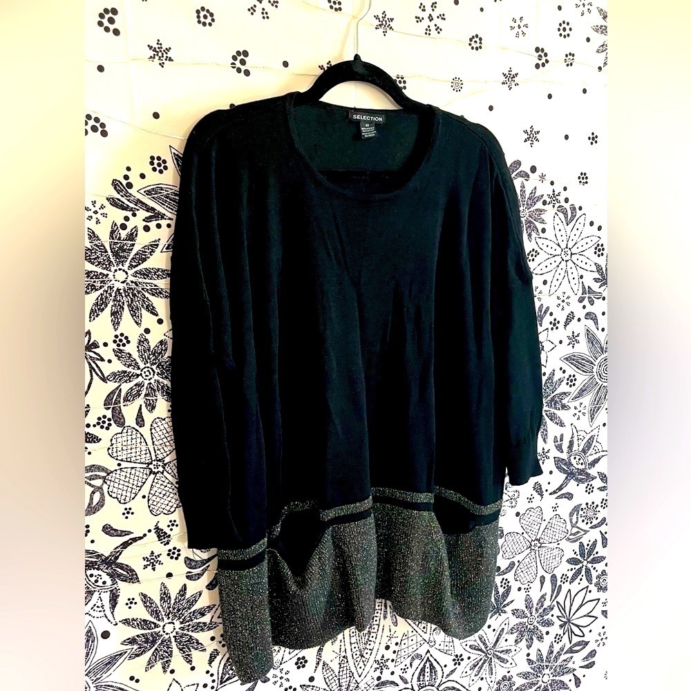 Plus size sweater black with gold stitch detailing around bottom - Picture 2 of 10